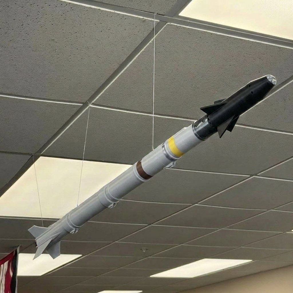Modelo de Misil AIM-9X Sidewin - Science Exhibition Models reseña y precio